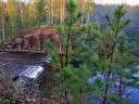 Остатки плотины на реке Ивдель